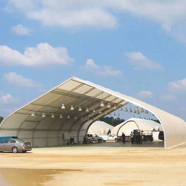 Curve tent