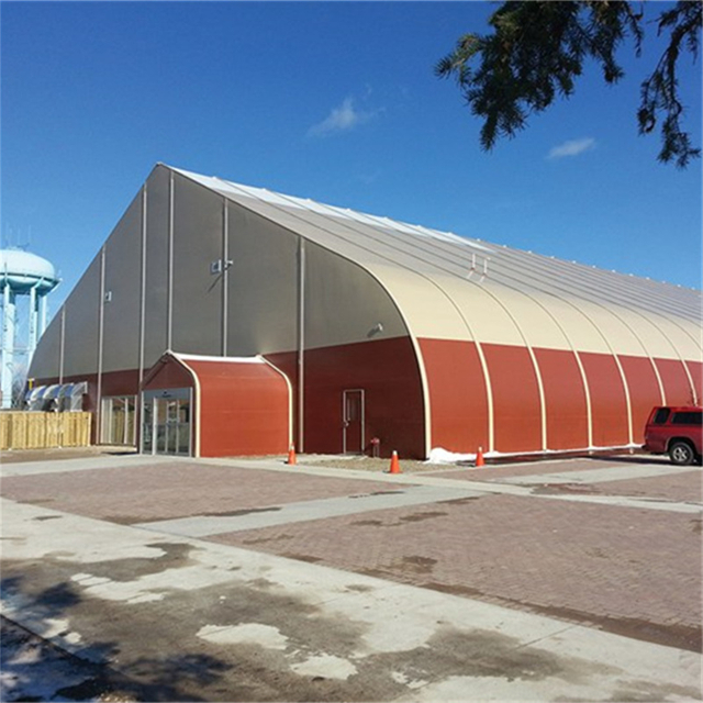 Curve tent