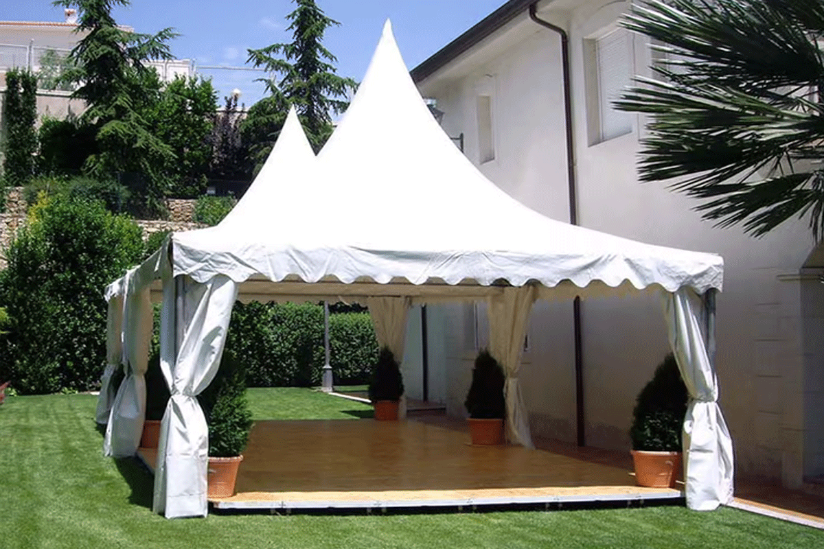 Pagoda tent