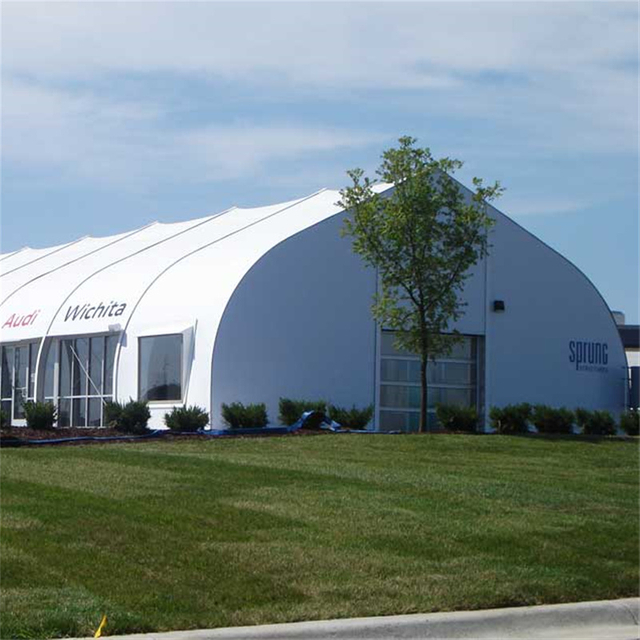 Curve tent